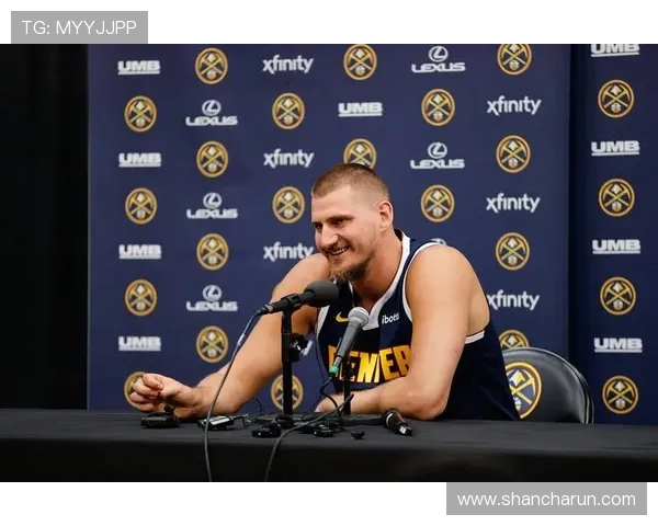 约基奇三双领衔末节逆袭 创7项里程碑纪录